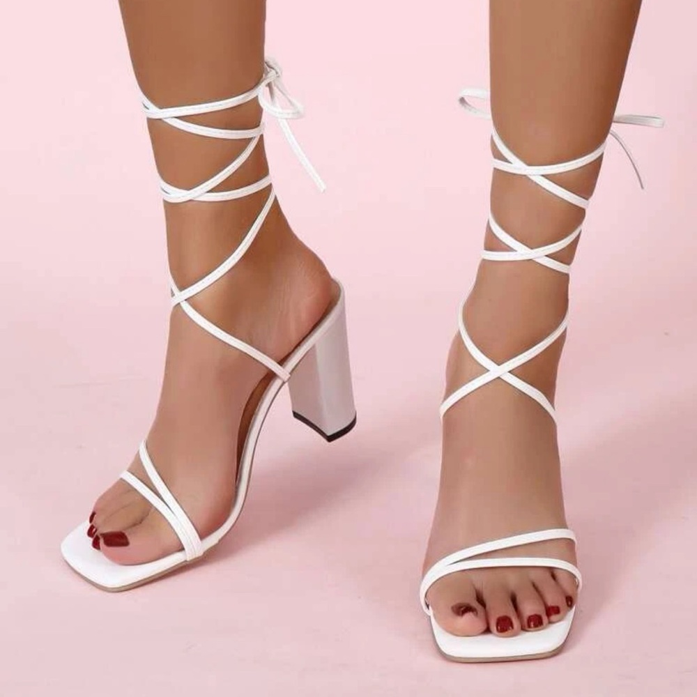 Tie Leg Design Chunky heeled strappy sandals